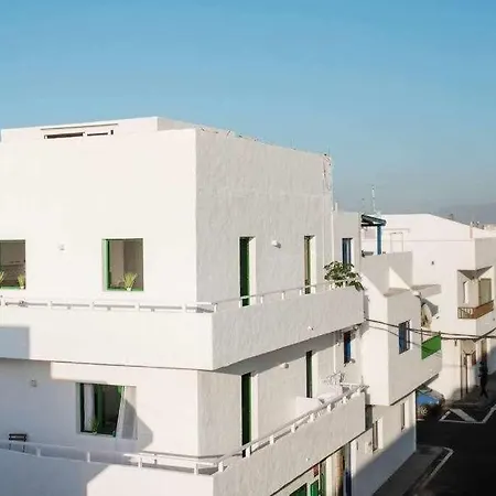 Brisa Del Mar * La Santa