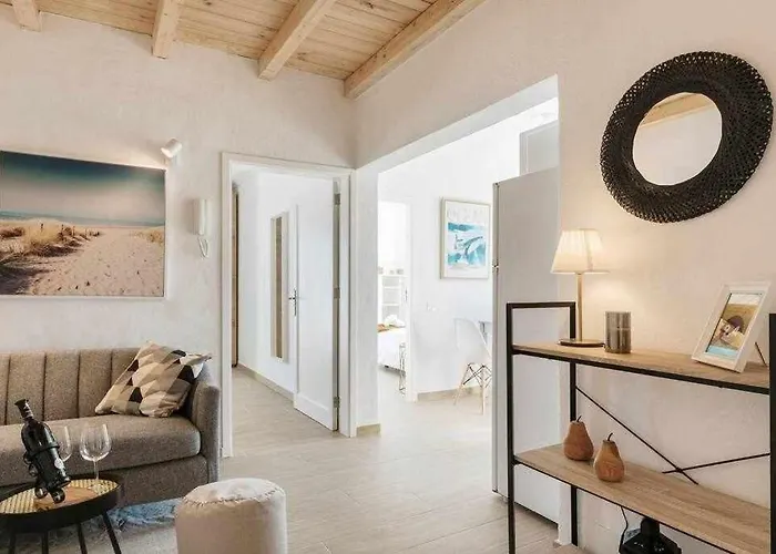 Brisa Del Mar 아파트